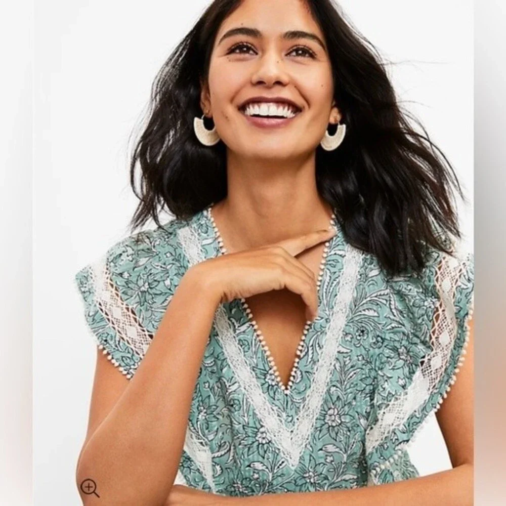 Loft Spring Bloom Lacy Ruffle Peplum Top Floral Flutter Cap Sleeve V-Neck - Picture 15 of 15